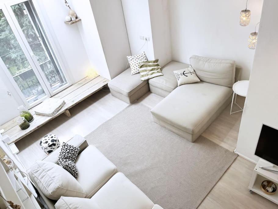 Apartamento Design&Terrazzo A 5 Min Dal Centro - Laura'S House Milán Exterior foto